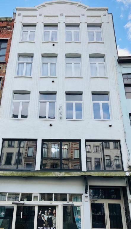 Living History - Suikernest Aparthotel Antwerpen Exteriör bild